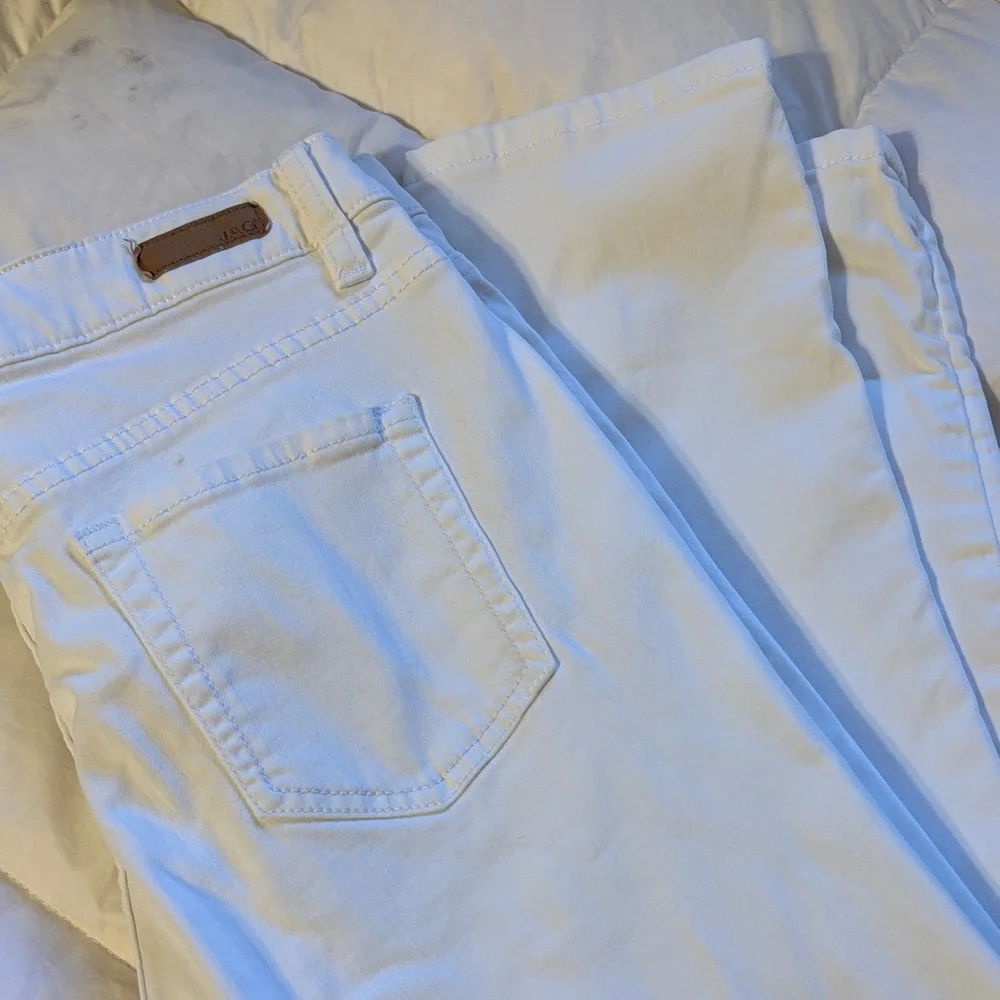 White Denim girlfriend Jeans
